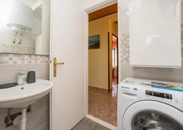 1 Bedroom Awesome In * Dinjiška