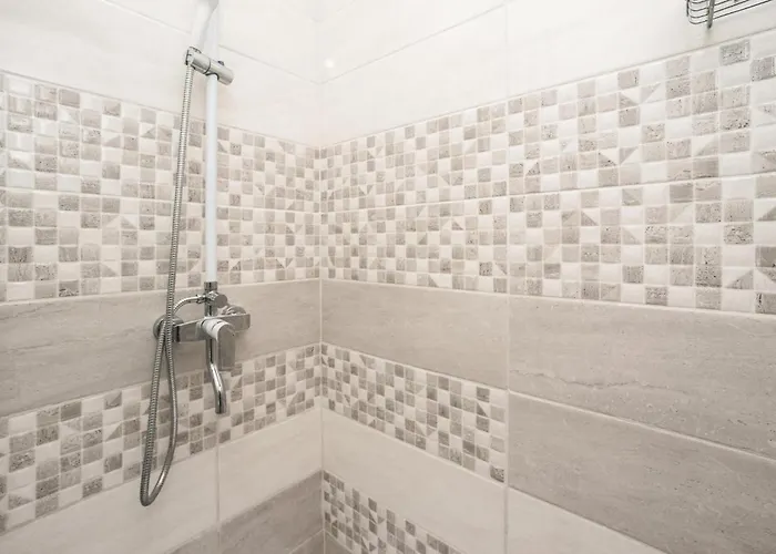 1 Bedroom Awesome In * Dinjiška