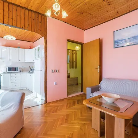 Appartamento Cozy In With House Sea View