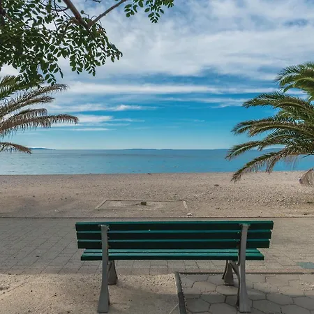 Appartamento Cozy In With House Sea View