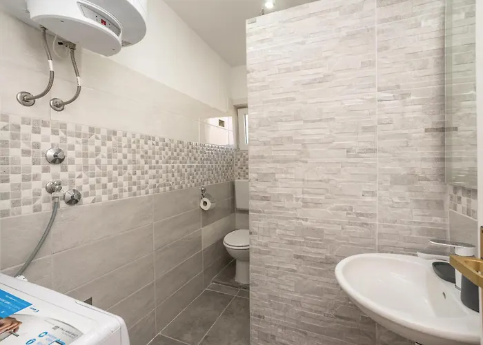 Appartement 1 Bedroom Awesome In
