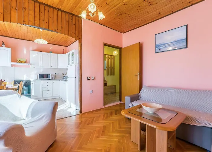 Appartement 1 Bedroom Awesome In